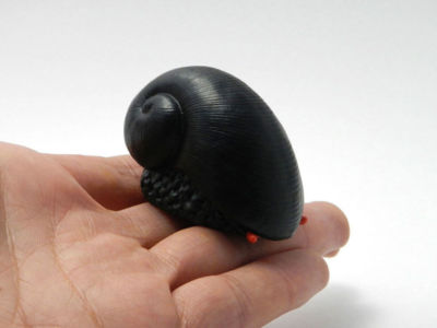 黒スケ・手のひらに乗せる エクストリーム・スケーリーフット・マグネット