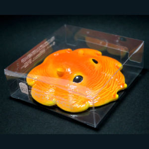 そのままプレゼントできる商品パッケージ カップメンダコ【カップらーめんのフタ】