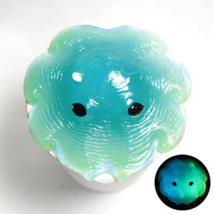 O:発光 3300円 O:発光